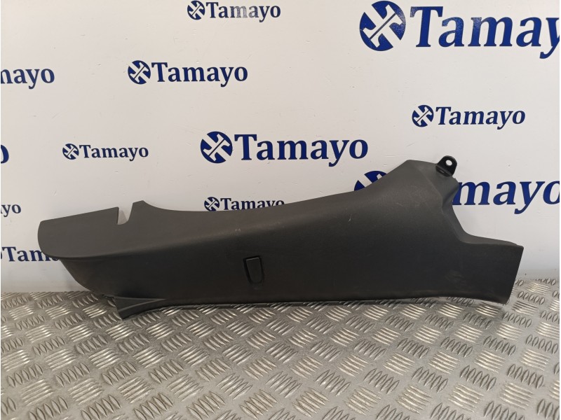 Recambio de moldura para seat leon (5f1) 1.6 tdi referencia OEM IAM 5F4867766  