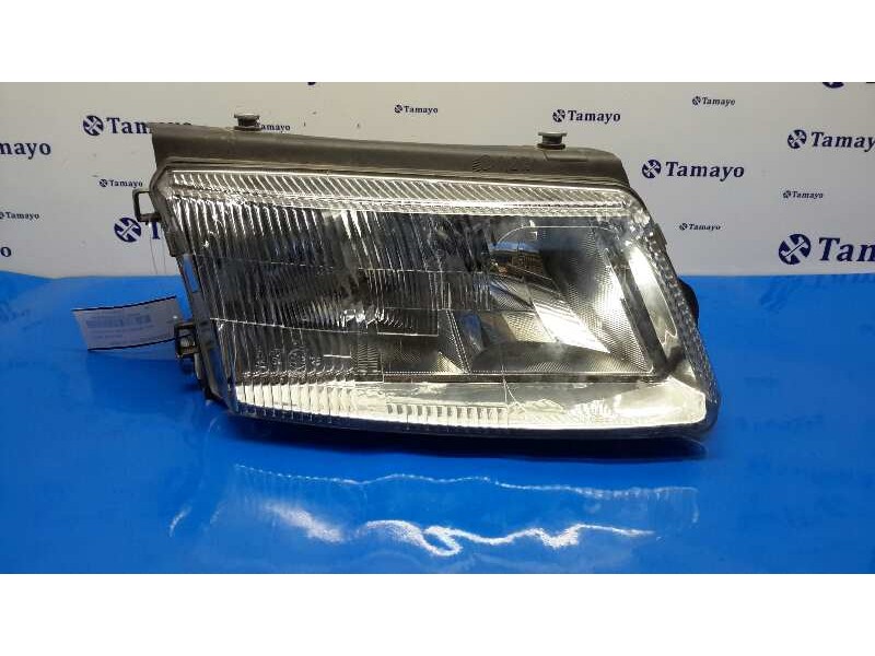 Recambio de faro derecho para volkswagen passat berlina (3b2) referencia OEM IAM   