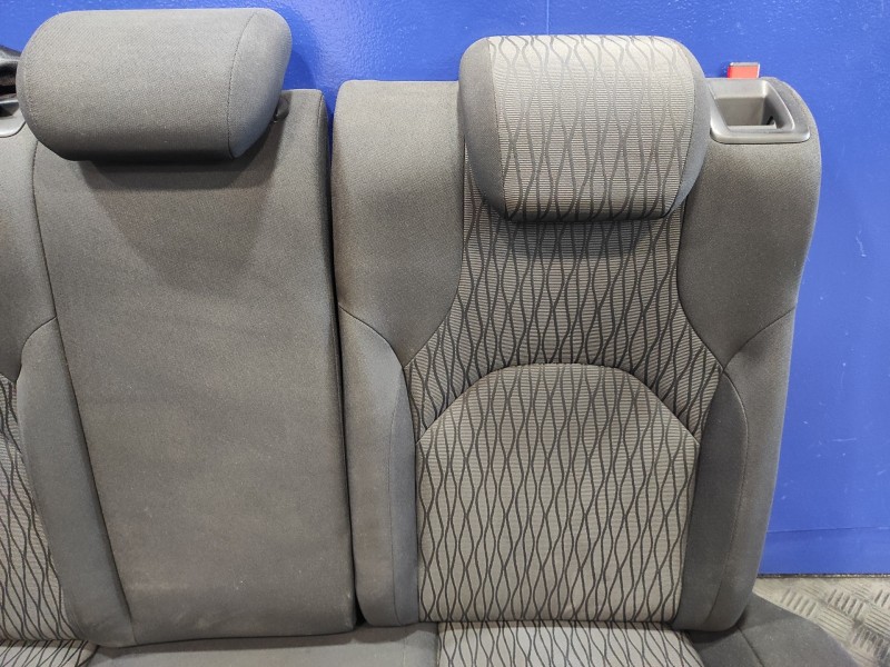 Recambio de asientos traseros para seat leon (5f1) 1.6 tdi referencia OEM IAM 5F0885031  