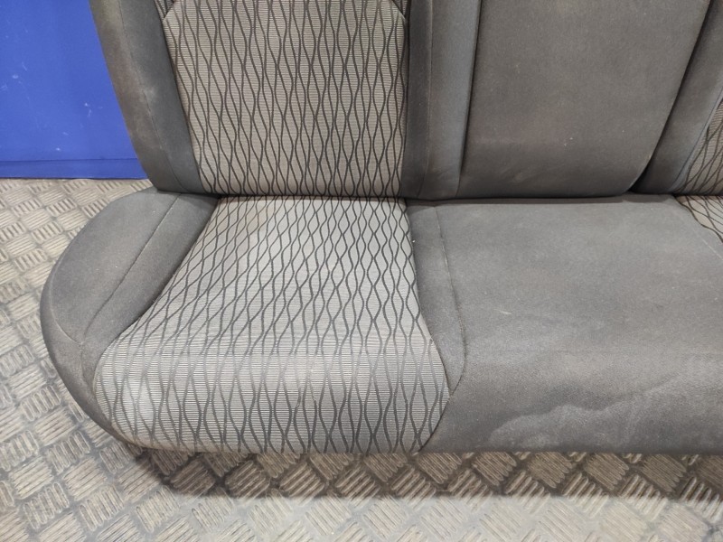 Recambio de asientos traseros para seat leon (5f1) 1.6 tdi referencia OEM IAM 5F0885031  