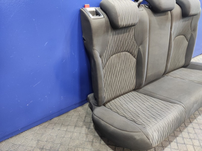 Recambio de asientos traseros para seat leon (5f1) 1.6 tdi referencia OEM IAM 5F0885031  