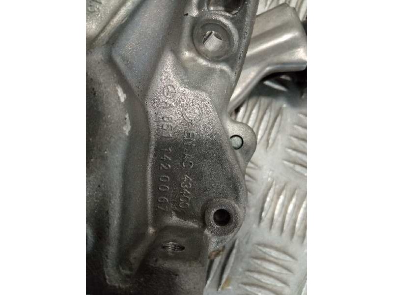 Recambio de valvula egr para mercedes-benz vito kasten (639) referencia OEM IAM A6511400460  