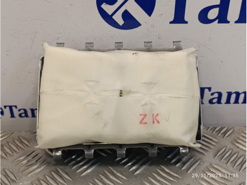 Recambio de airbag rodillas para subaru xv 2.0 cat referencia OEM IAM   