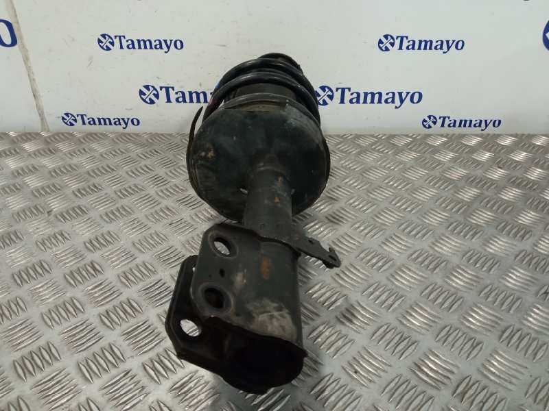 Recambio de amortiguador delantero derecho para toyota avensis wagon (t25) referencia OEM IAM   