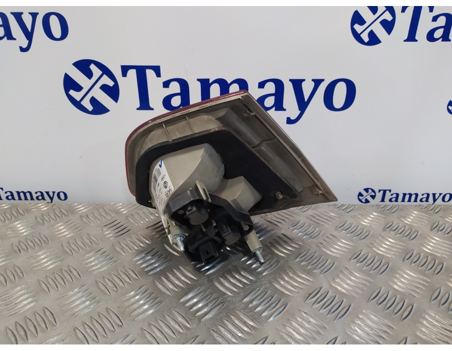 Recambio de piloto trasero derecho interior para renault fluence 1.5 dci diesel fap referencia OEM IAM 265500038R  