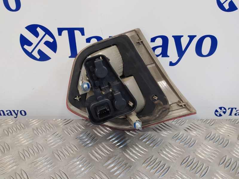 Recambio de piloto trasero derecho interior para renault fluence 1.5 dci diesel fap referencia OEM IAM 265500038R  