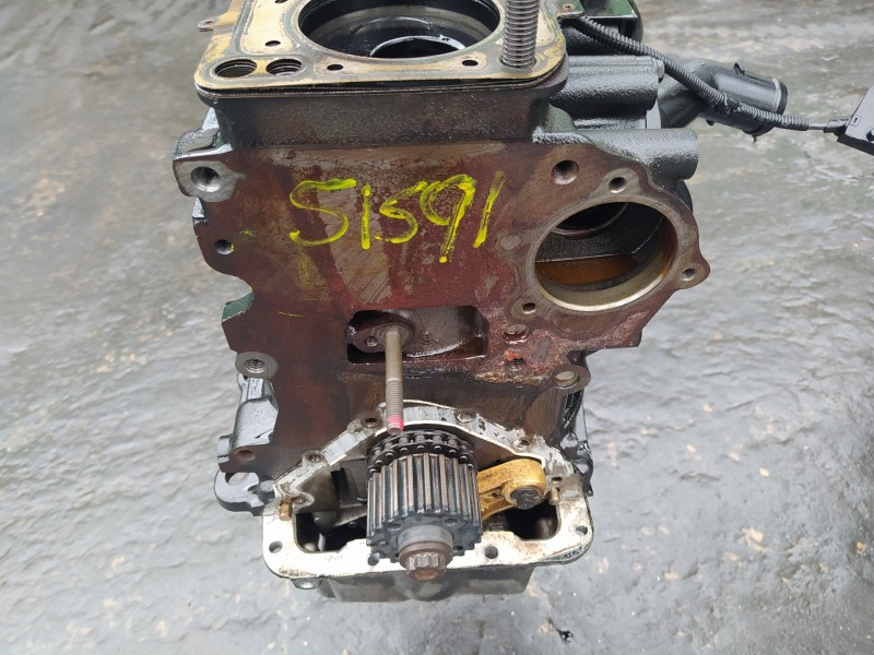 Recambio de bloque para seat toledo (5p2) 1.9 tdi referencia OEM IAM 038103021AT  