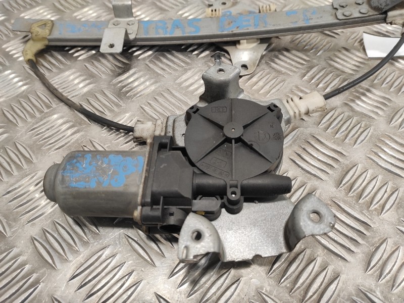 Recambio de elevalunas trasero derecho para nissan almera tino (v10m) referencia OEM IAM 400600T2  