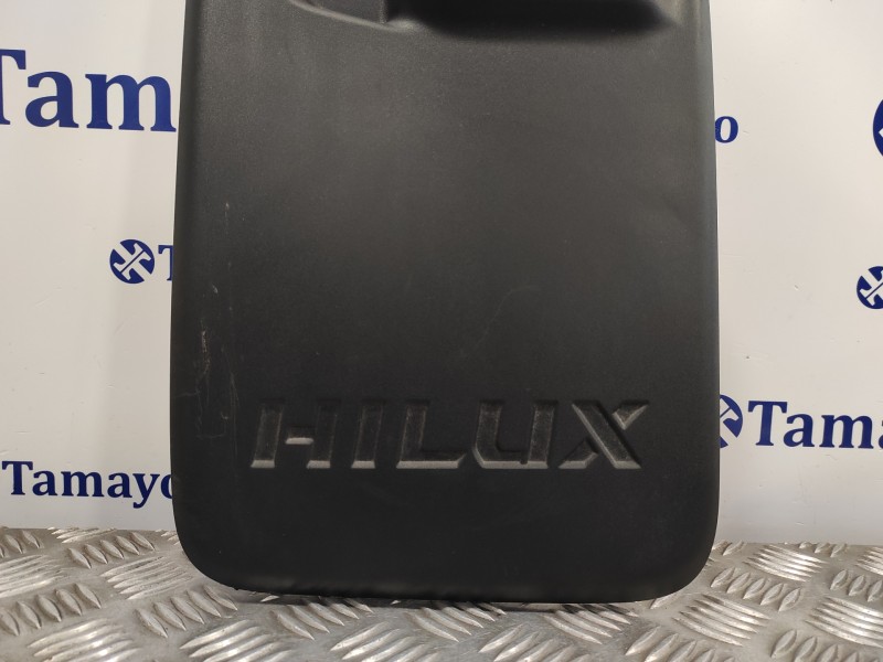 Recambio de guardabarros trasero para toyota hilux (kun) 2.5 turbodiesel referencia OEM IAM 766260K320  
