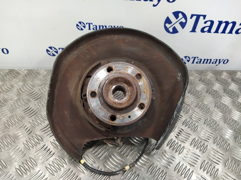 Recambio de mangueta trasera derecha para volvo xc90 2.4 diesel cat referencia OEM IAM P30793075  