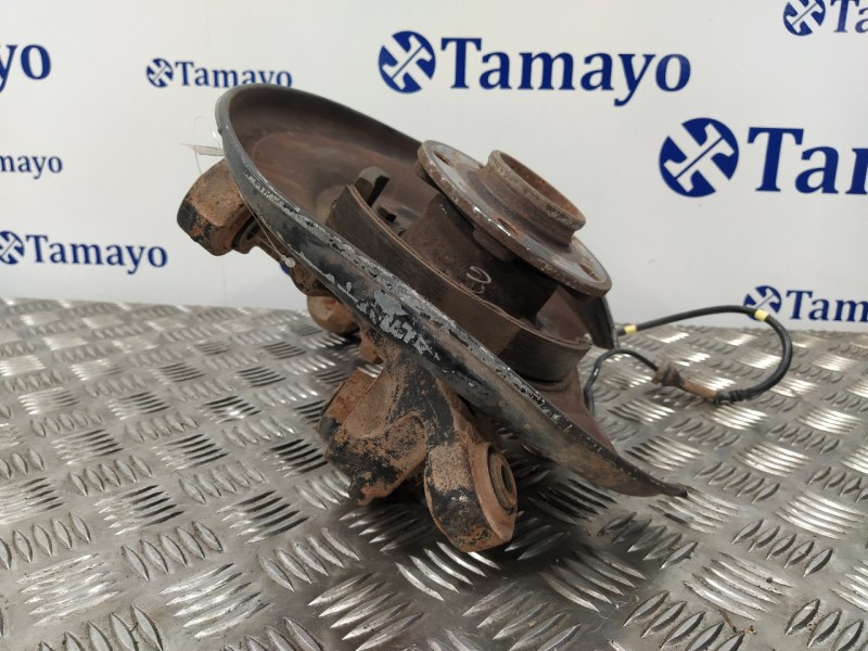 Recambio de mangueta trasera derecha para volvo xc90 2.4 diesel cat referencia OEM IAM P30793075  