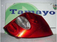 Recambio de piloto trasero derecho para renault laguna ii grandtour (kg0) 2.0 referencia OEM IAM 8200002472  