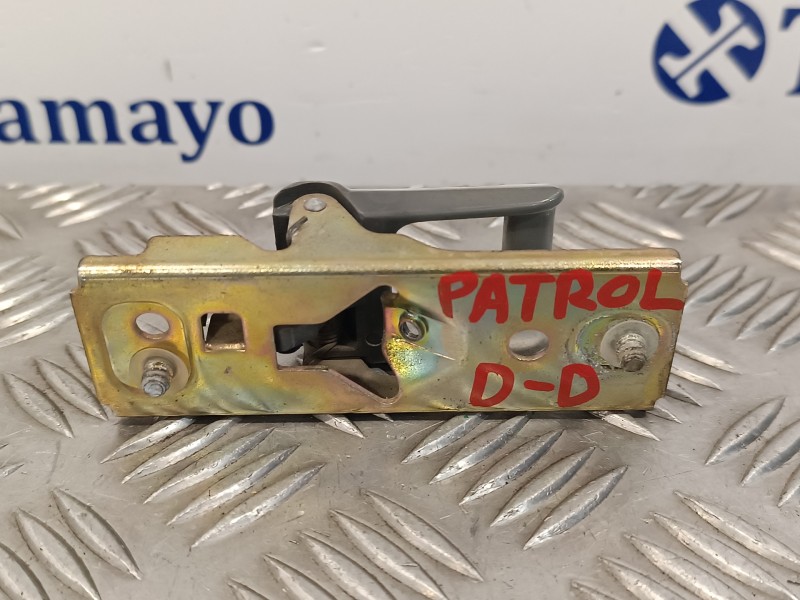 Recambio de maneta interior delantera derecha para nissan patrol gr (y60) 2.8 turbodiesel referencia OEM IAM   