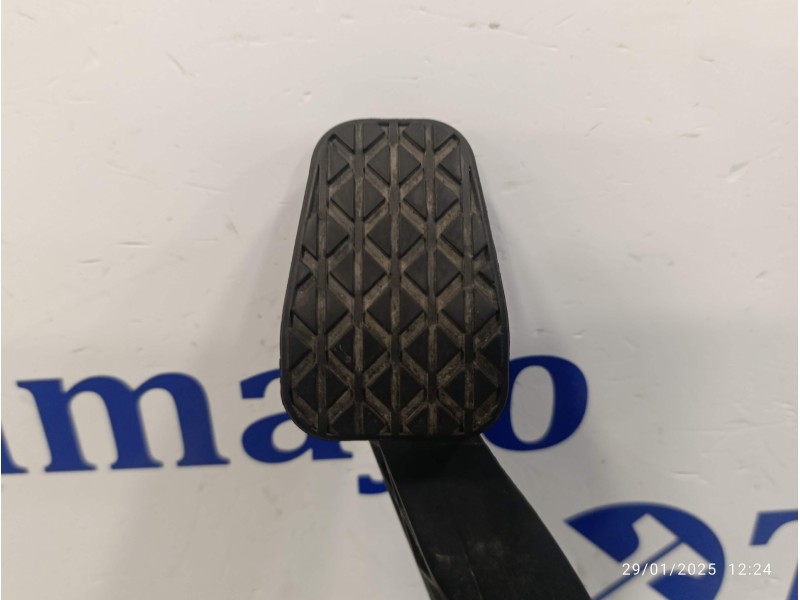 Recambio de pedal embrague para ford fiesta (ccn) 1.25 16v cat referencia OEM IAM AY117B633AD  