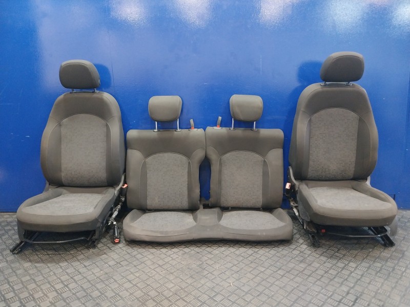 Recambio de juego asientos completo para opel adam referencia OEM IAM   