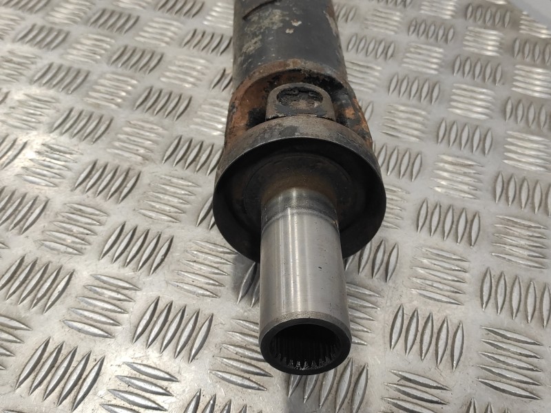 Recambio de transmision central para mitsubishi montero (l040) 2.5 turbodiesel referencia OEM IAM 4D56  