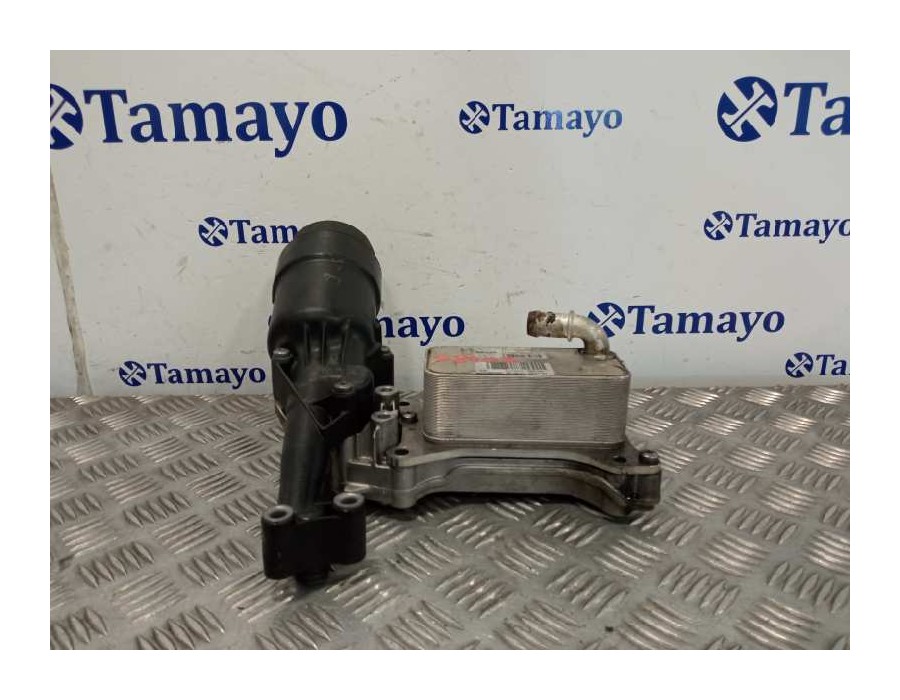 Recambio de enfriador aceite motor para mercedes-benz vito kasten (639) referencia OEM IAM A6511800665 70321178 U7902003