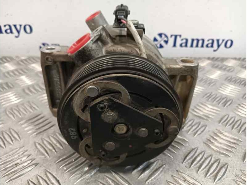 Recambio de compresor aire acondicionado para dacia duster ii referencia OEM IAM 926001571R  T98082AA