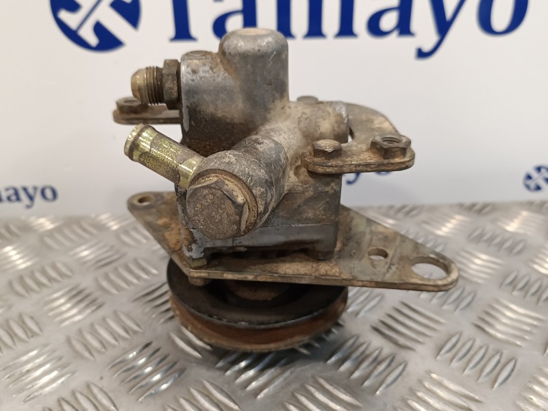 Recambio de bomba servodireccion para mercedes-benz mb 120 2.4d referencia OEM IAM 616963  OM616963