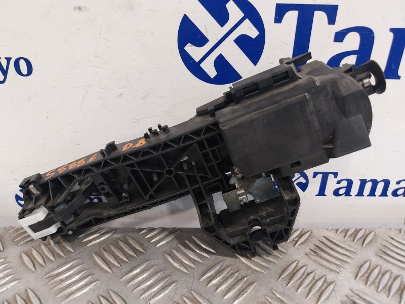 Recambio de maneta exterior delantera derecha para mercedes-benz clase gla (w156) referencia OEM IAM A2047601800 05080801 A15676