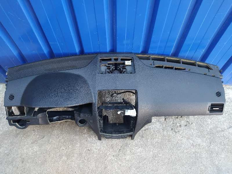 Recambio de salpicadero para mercedes-benz clase c (w204) berlina 2.2 cdi cat referencia OEM IAM   