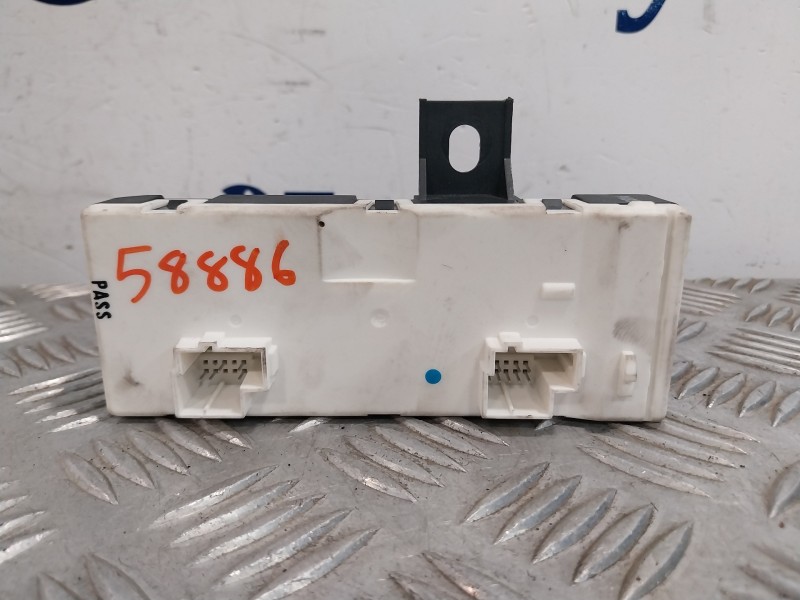 Recambio de modulo electronico para mercedes-benz clase gla (w156) referencia OEM IAM A2469009212  A2C7341930900