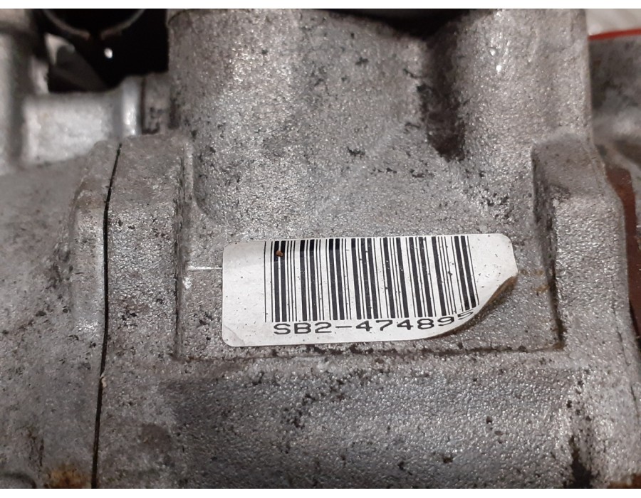 Recambio de compresor aire acondicionado para mercedes-benz sprinter 02.00  caja abierta referencia OEM IAM A0002343111  4472208