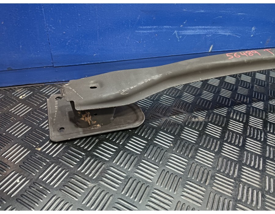 Recambio de refuerzo paragolpes trasero para ford fiesta (ccn) 1.25 16v cat referencia OEM IAM 8V5117912BH  KA8587900011