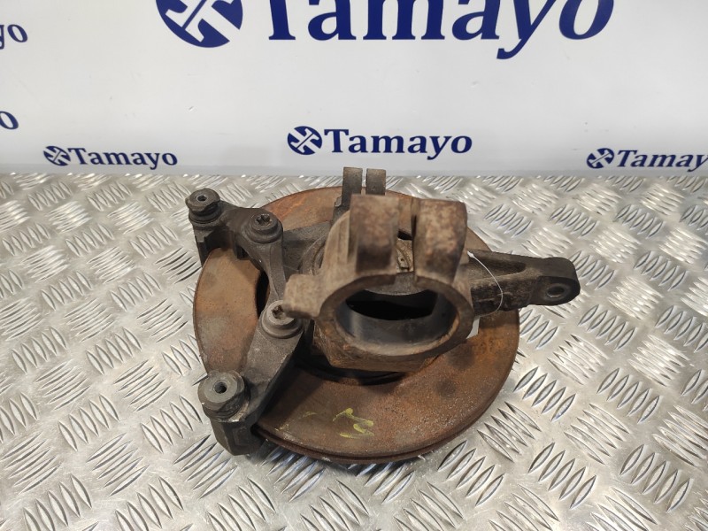 Recambio de mangueta delantera izquierda para peugeot 206 berlina referencia OEM IAM   