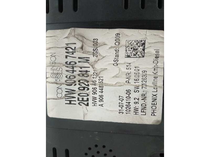 Recambio de cuadro instrumentos para volkswagen crafter caja cerrada referencia OEM IAM 2E0920841M A9064481521 HVW9064467421