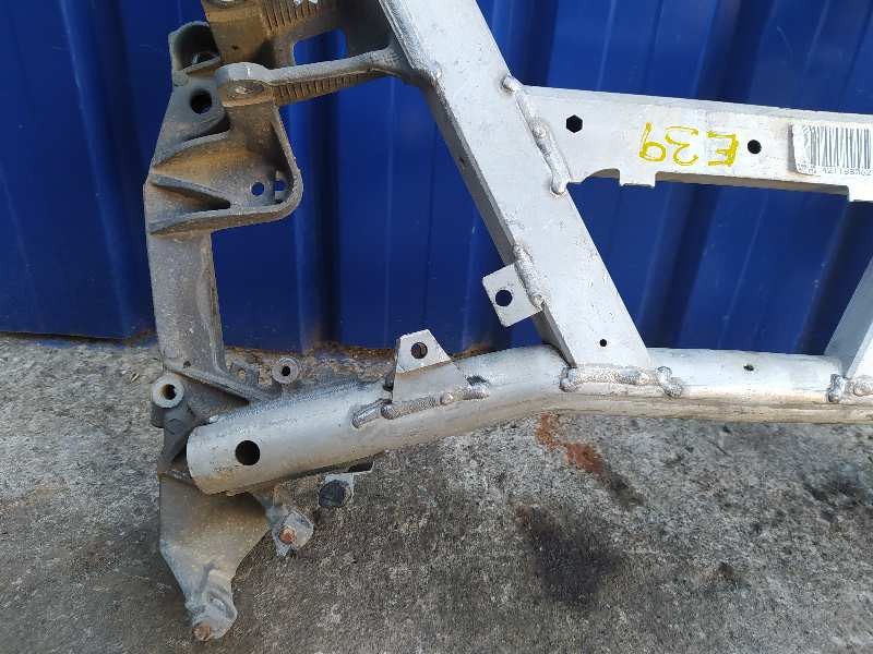 Recambio de puente delantero para bmw serie 5 berlina (e39) 2.5 24v cat referencia OEM IAM 256S4  