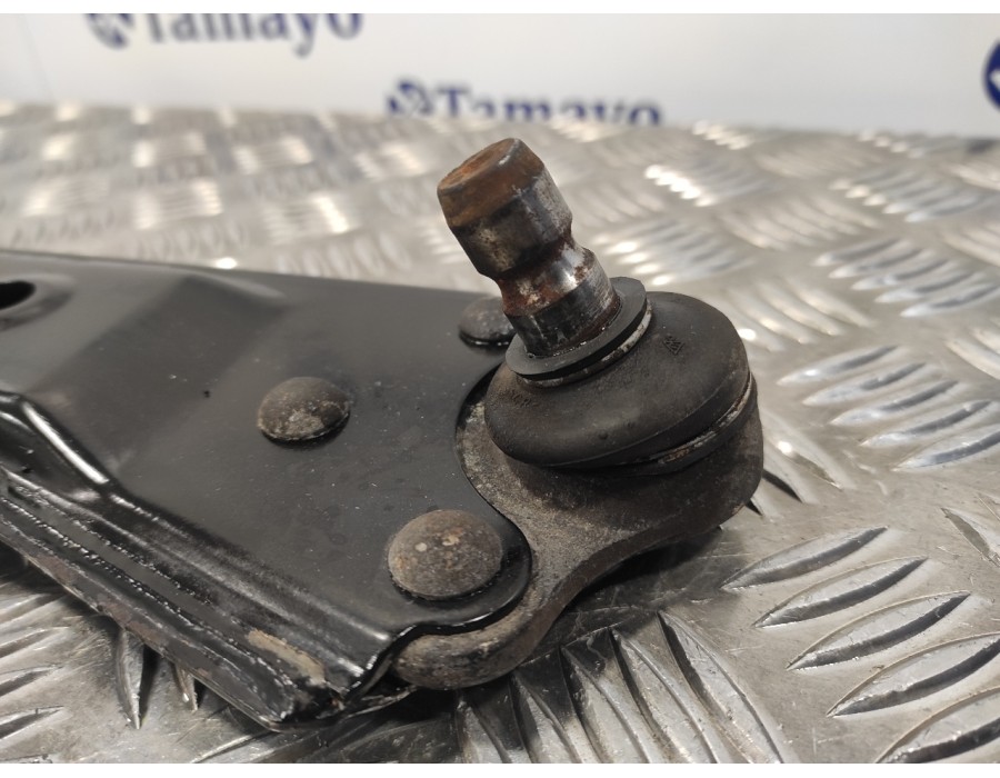 Recambio de brazo suspension inferior delantero derecho para opel corsa d 1.3 16v cdti cat (z 13 dth / l4i) referencia OEM IAM  