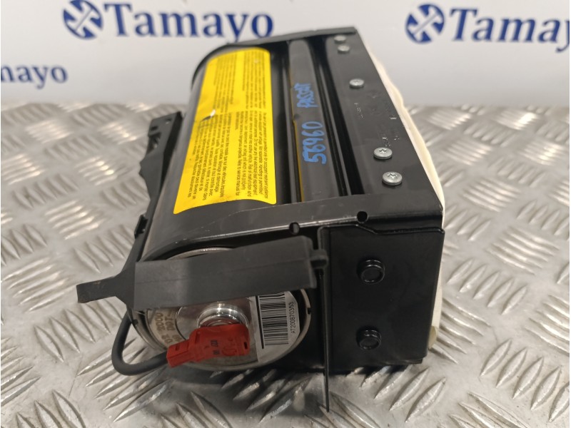 Recambio de airbag delantero derecho para volkswagen passat berlina (3b2) 2.5 v6 tdi referencia OEM IAM 3B0880204A  30004192B