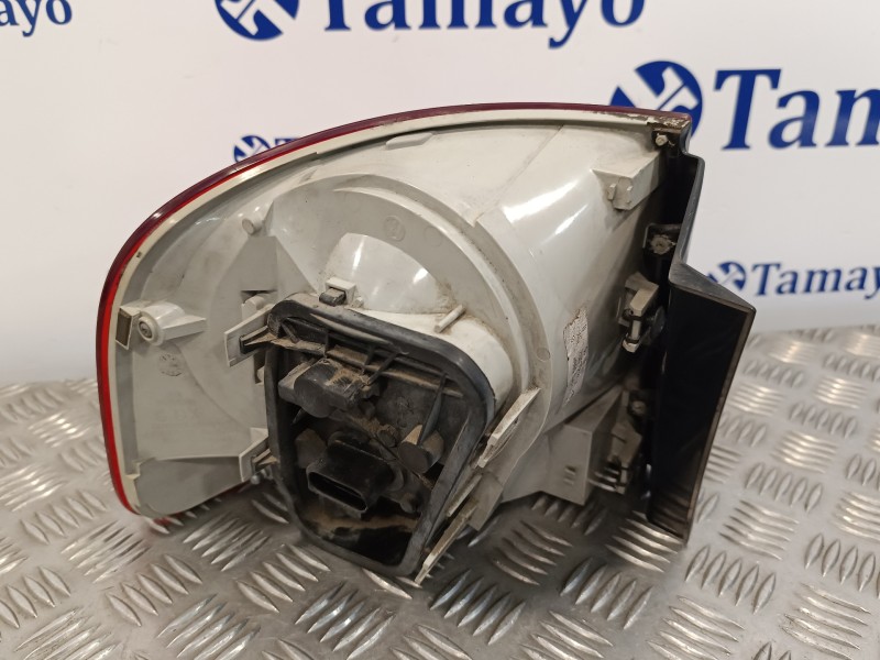 Recambio de piloto trasero derecho para volkswagen touareg (7la) 2.5 tdi referencia OEM IAM 7L6945096P  