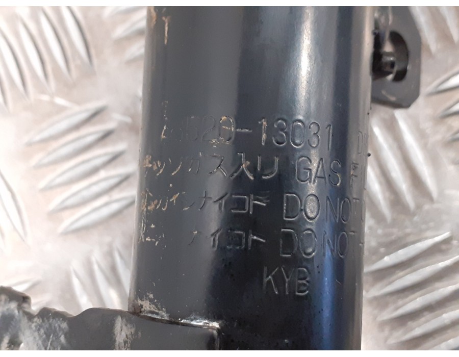 Recambio de amortiguador delantero izquierdo para toyota corolla verso (e12) 1.6 linea terra referencia OEM IAM 4852013031  