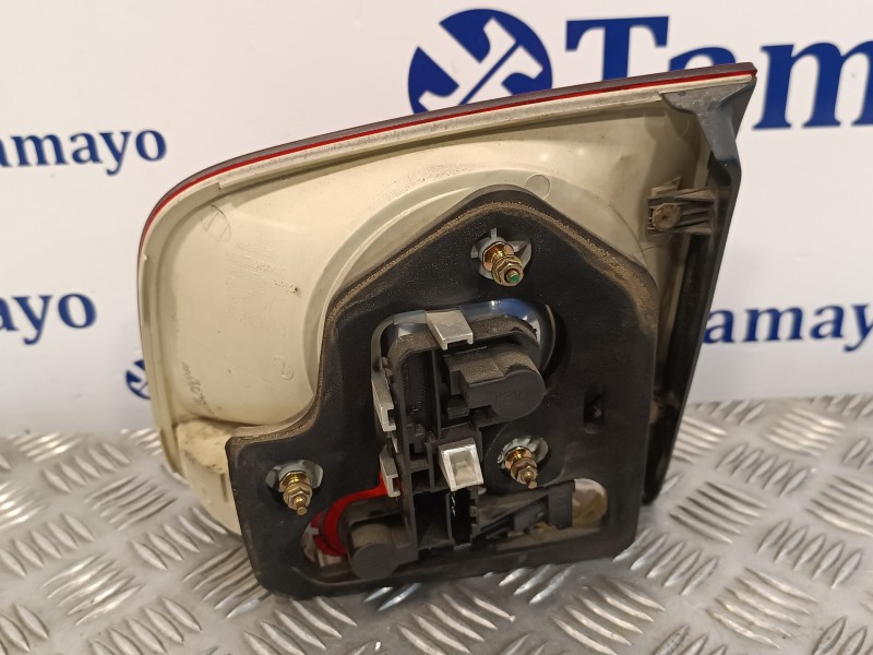 Recambio de piloto trasero izquierdo interior para volkswagen touareg (7la) 2.5 tdi referencia OEM IAM 7L6945093H  28269003