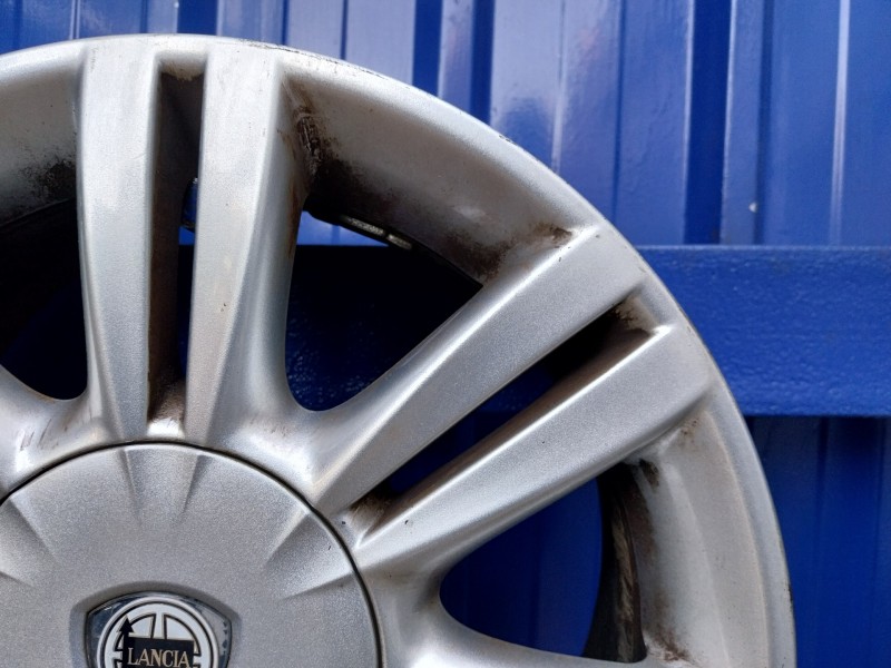 Recambio de llanta para lancia musa (184) referencia OEM IAM 51748730  