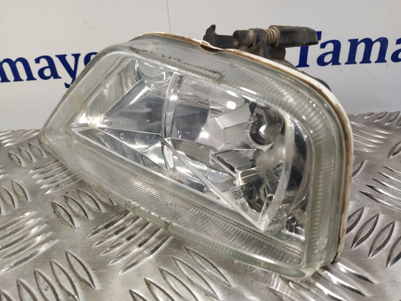 Recambio de faro antiniebla derecho para ford focus berlina (cak) referencia OEM IAM 2M5115K201AG  