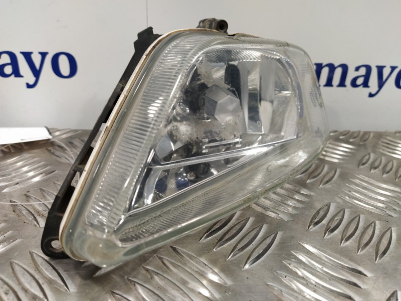 Recambio de faro antiniebla derecho para ford focus berlina (cak) referencia OEM IAM 2M5115K201AG  