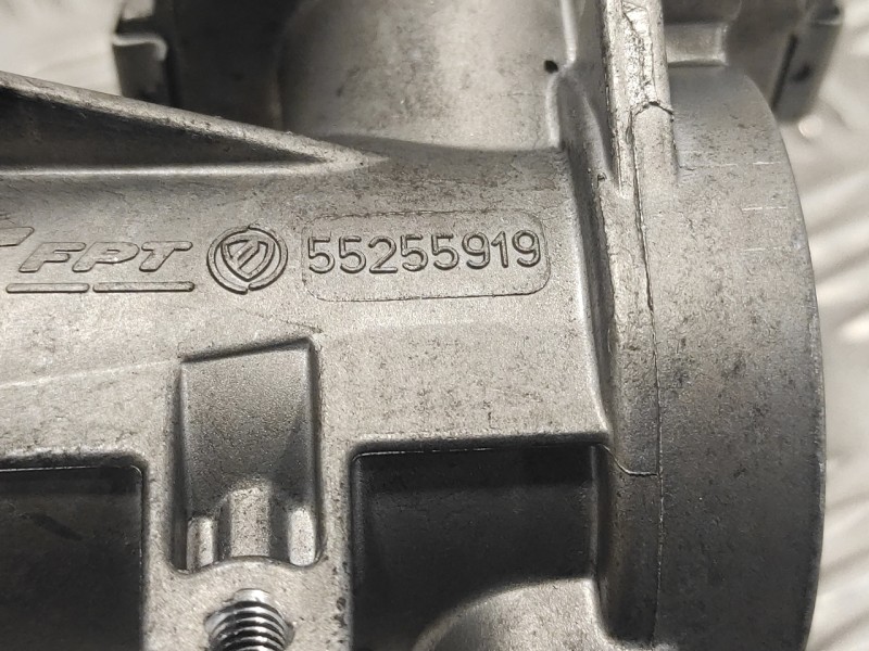 Recambio de caja mariposa para opel combo d 1.3 16v cdti referencia OEM IAM 55255919  40DFP1C146