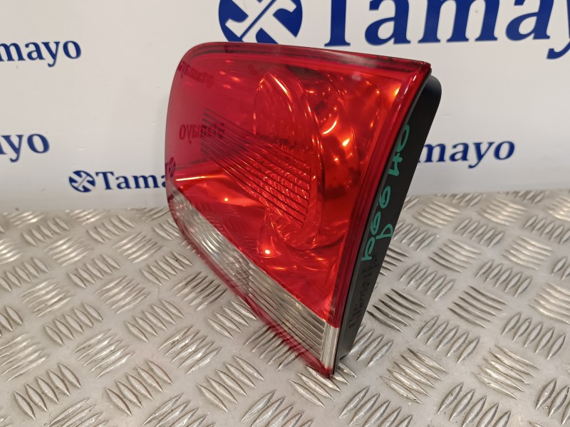 Recambio de piloto trasero derecho interior para volkswagen touareg (7la) 2.5 tdi referencia OEM IAM 7L6945094H  28268003