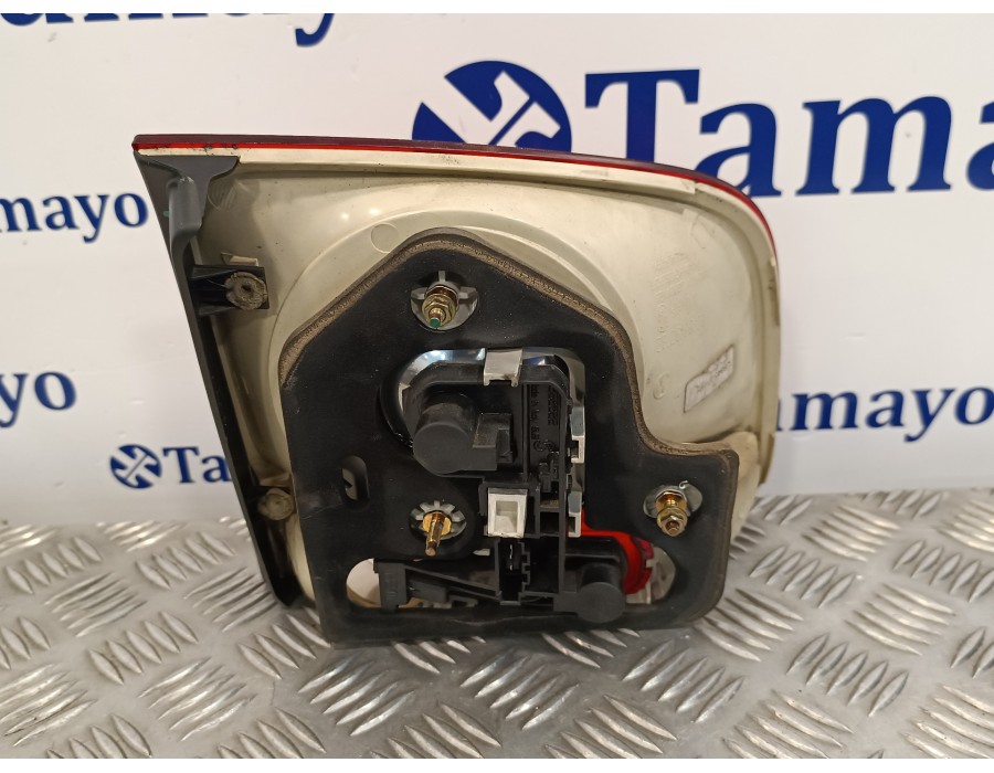 Recambio de piloto trasero derecho interior para volkswagen touareg (7la) 2.5 tdi referencia OEM IAM 7L6945094H  28268003