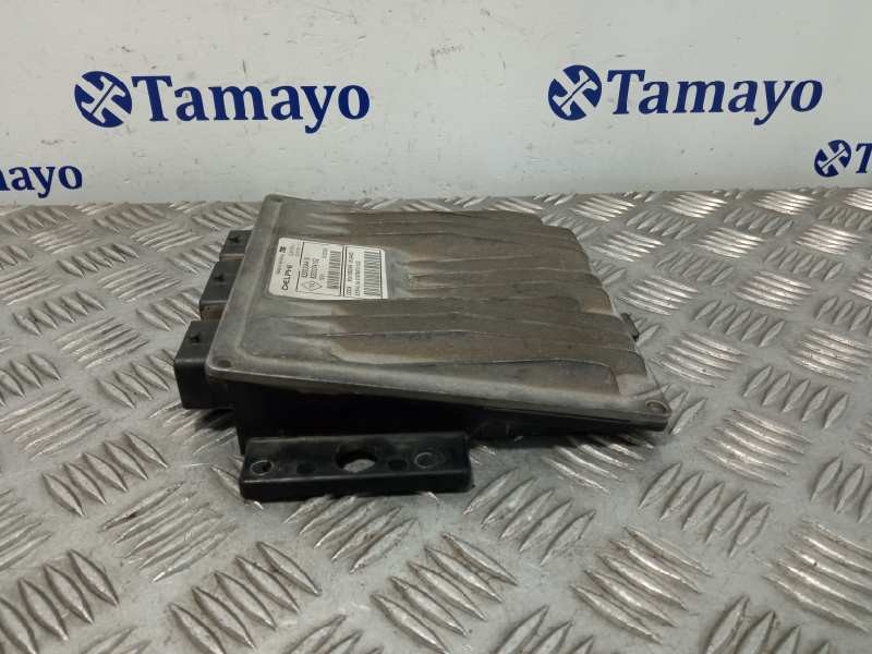Recambio de centralita motor uce para renault megane ii berlina 3p referencia OEM IAM 8200334419  8200334419