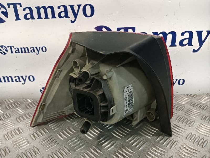 Recambio de piloto trasero derecho para volkswagen golf v berlina (1k1) referencia OEM IAM 1K6945096G  89032903