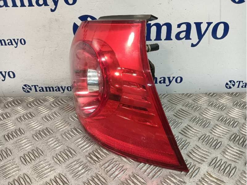Recambio de piloto trasero derecho para volkswagen golf v berlina (1k1) referencia OEM IAM 1K6945096G  89032903