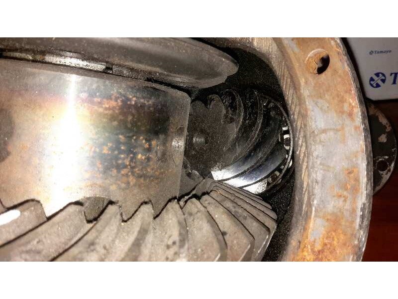 Recambio de diferencial trasero para mitsubishi montero (l040) 3.0 v6 cat referencia OEM IAM   