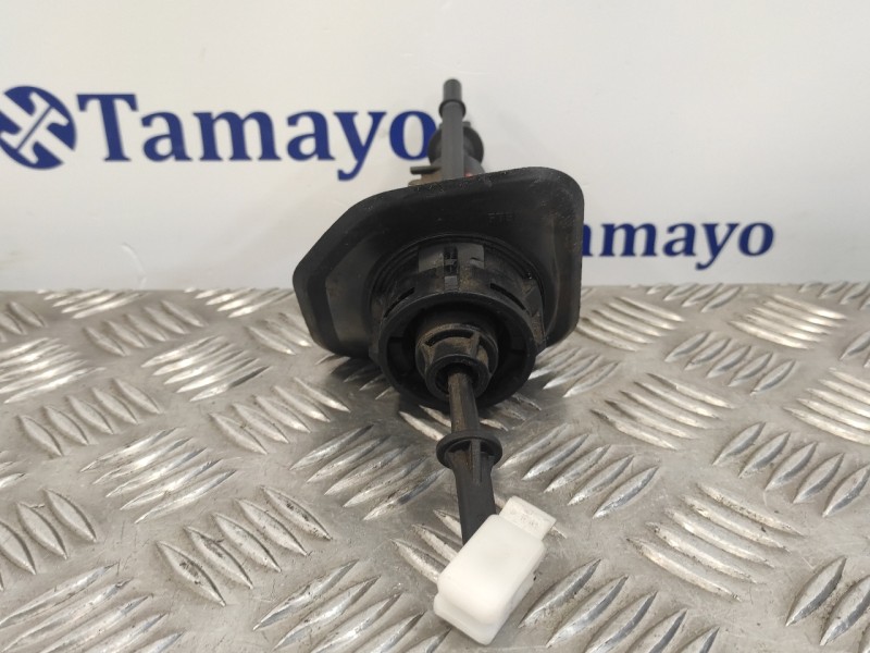 Recambio de bomba embrague para ford focus lim. (cb8) 1.6 tdci cat referencia OEM IAM 3M517A543AG  