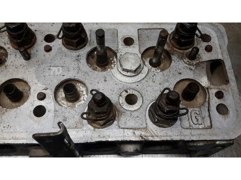 Recambio de culata para mercedes-benz clase e (w114/w115) berlina 2.8 referencia OEM IAM 1140160801  