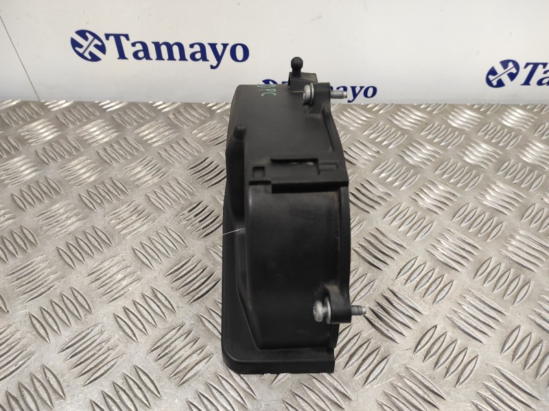 Recambio de tapa distribucion para volkswagen t-roc 1.5 16v tsi act referencia OEM IAM 04E109108AB  