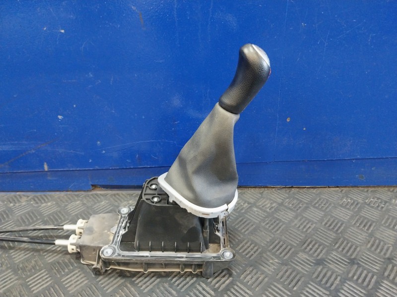 Recambio de palanca cambio para renault clio iii referencia OEM IAM 8200755871  3700010